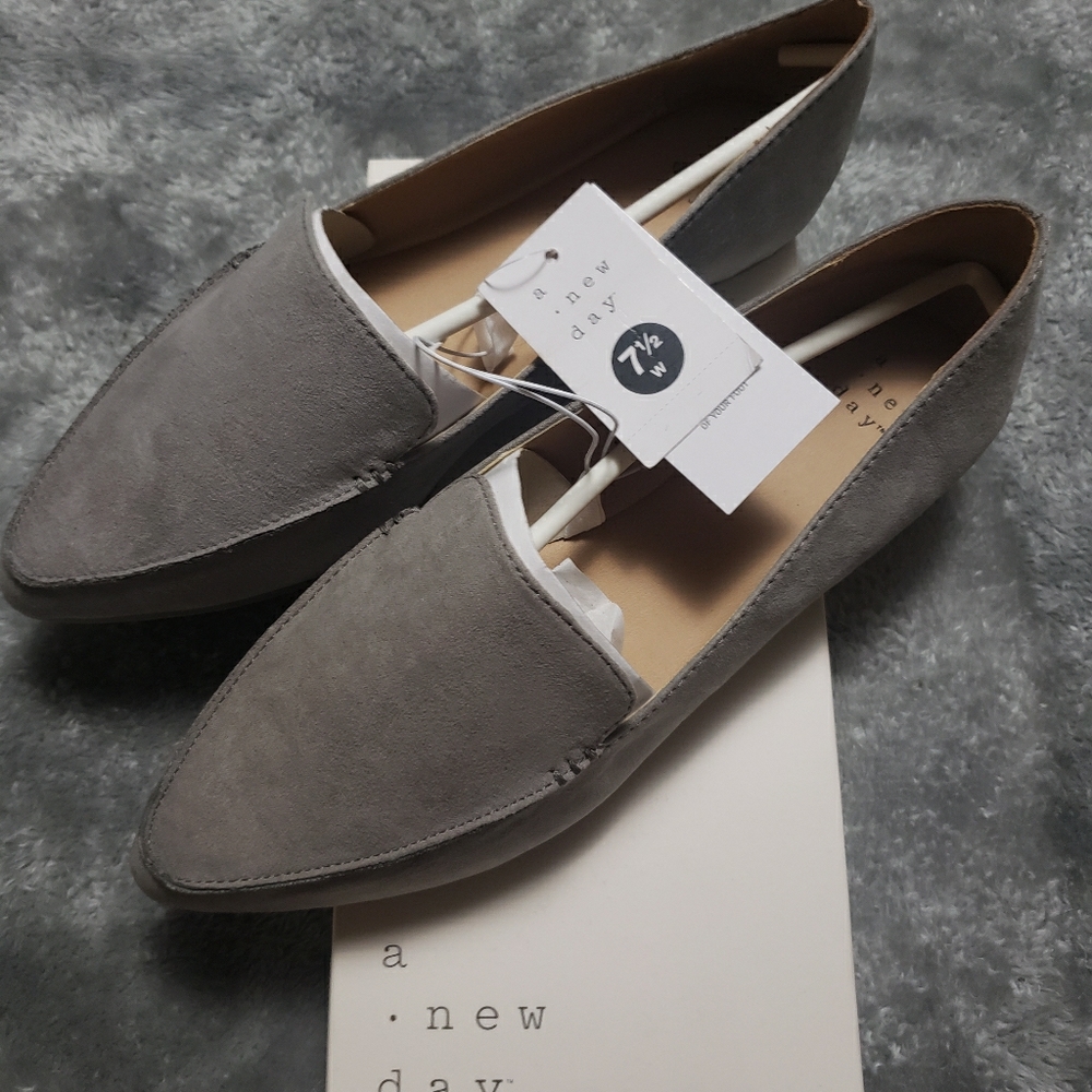 Gray Flats